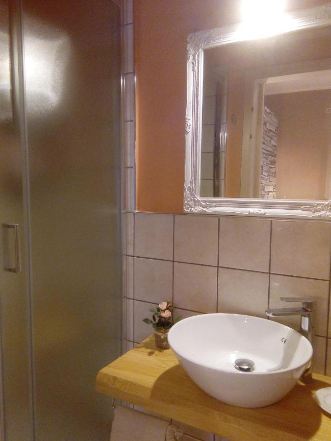 Terre Di Creta...Per Sognare Hotell Pomaia Exteriör bild